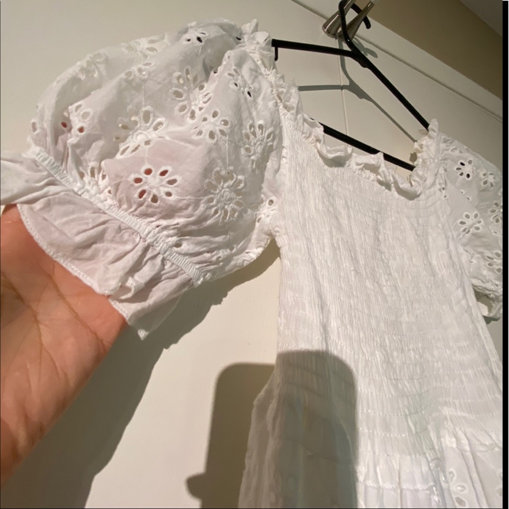 Dress - Picture 4 of 4